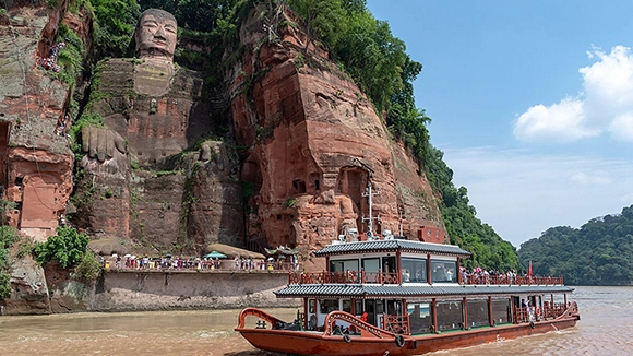 5- Day Chengdu, Leshan and Mt. Emei Tour